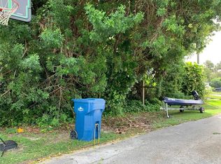 25 Oak Tree Dr, New Smyrna Beach, FL 32169