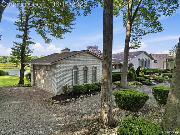 5th image of 1721 Imperial Dr