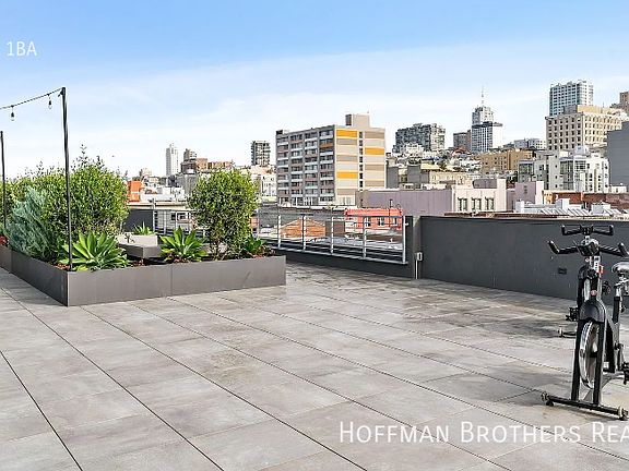 3rd image of 1203 Sutter St #505A