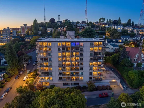 100 Ward Street #303, Seattle, WA 98109