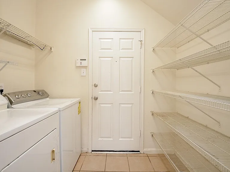 20903 Hamlet Ridge Ln — Photo 30