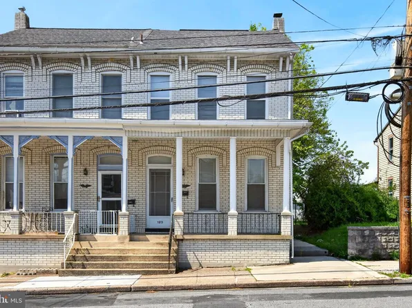 123 E Water St, Middletown, PA 17057
