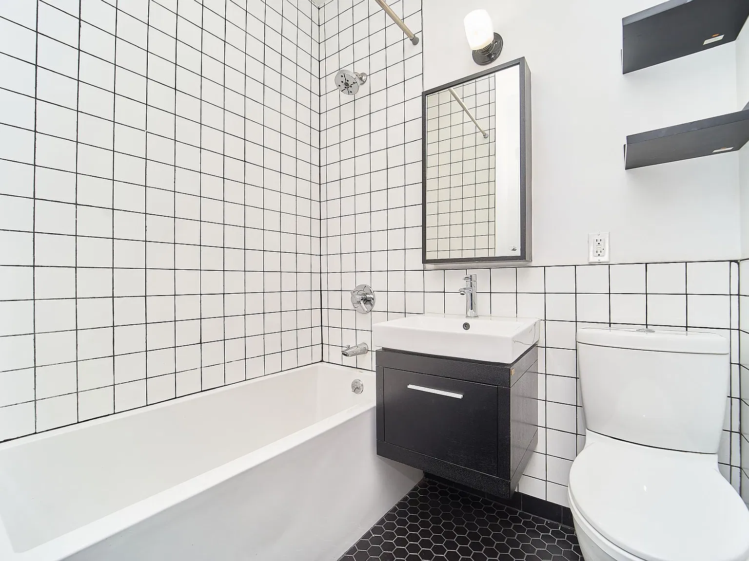 533 East 81st Street — Photo 3