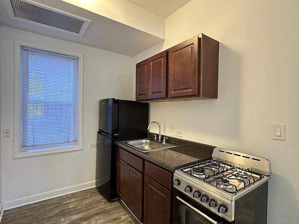 1st image of 5708 N Winthrop Ave #L02m