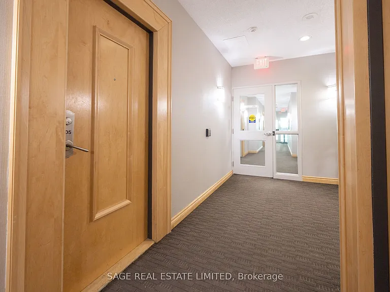212 Eglinton Ave E #205 — Photo 4