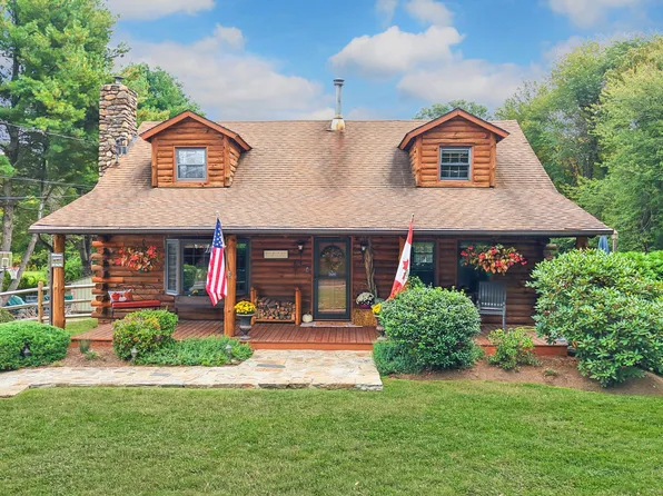 222 Elm Street, Monroe, CT 06468