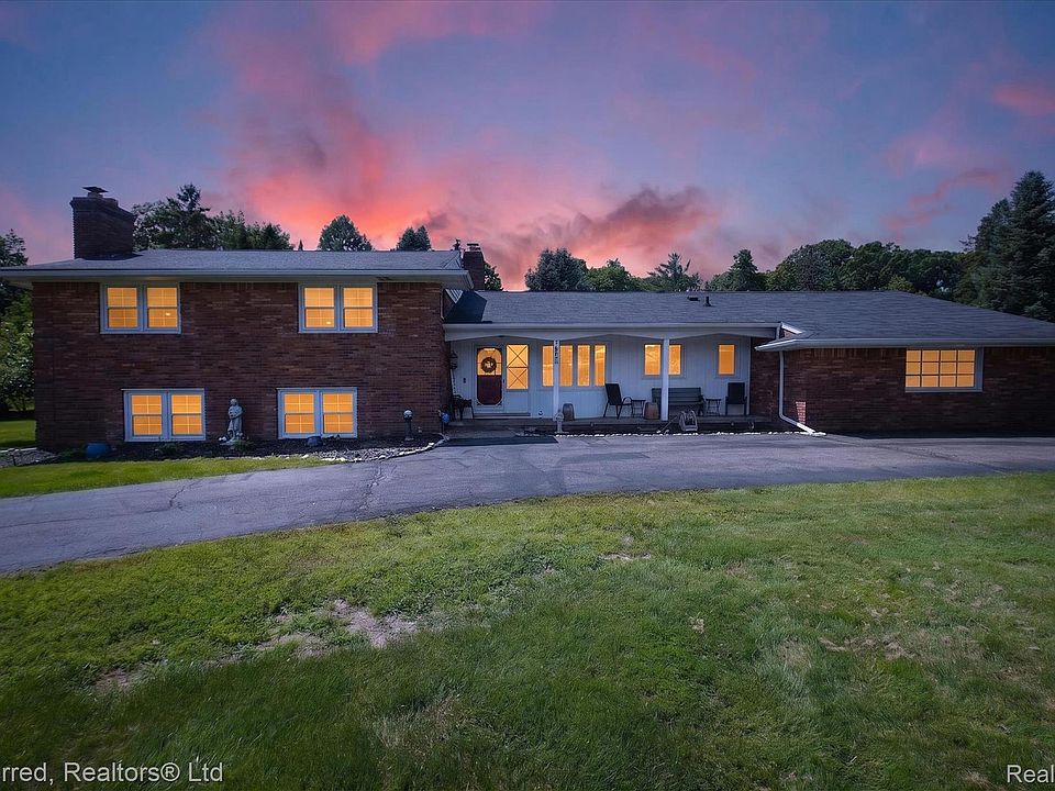1st image of 22519 Woodrising Ln