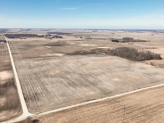 3rd image of 400 W Rd