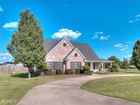 2nd image of 224 Dana Ln
