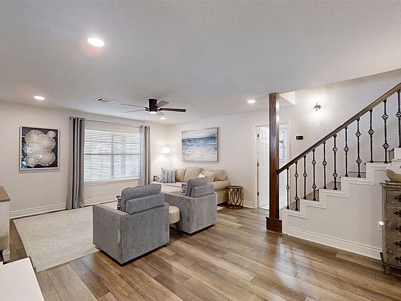 4th image of 1425 Blackhawk Cir