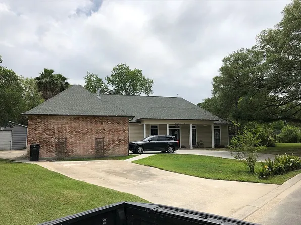 211 Finland Pl, New Orleans, LA 70131