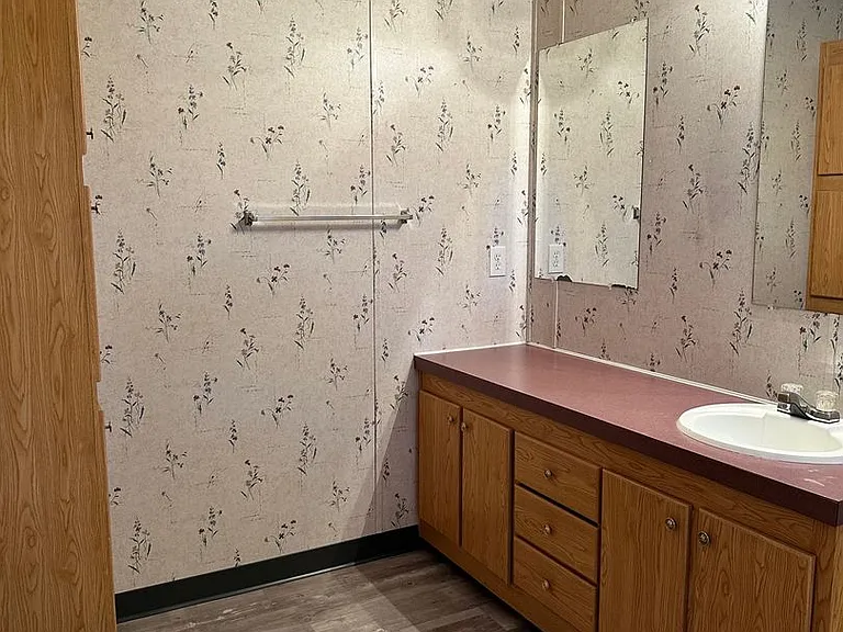 119 Silver Maple Dr — Photo 3
