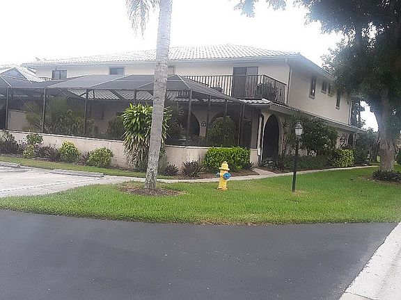 2nd image of 27691 Hacienda East Blvd APT 320C