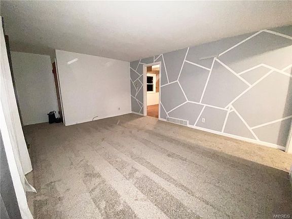 5th image of 5093 Stewart Pkwy