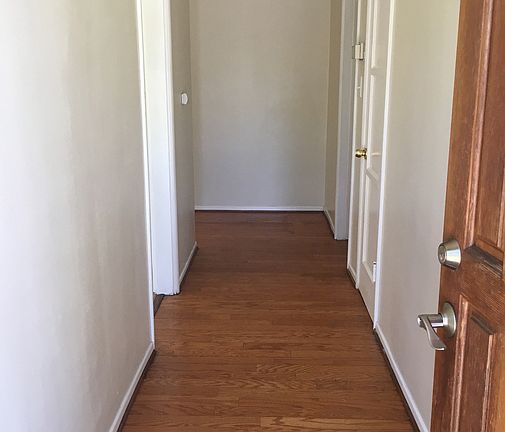 3rd image of 17332 Sherman Way