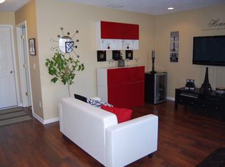 87 11th St NW, Carmel, IN 46032