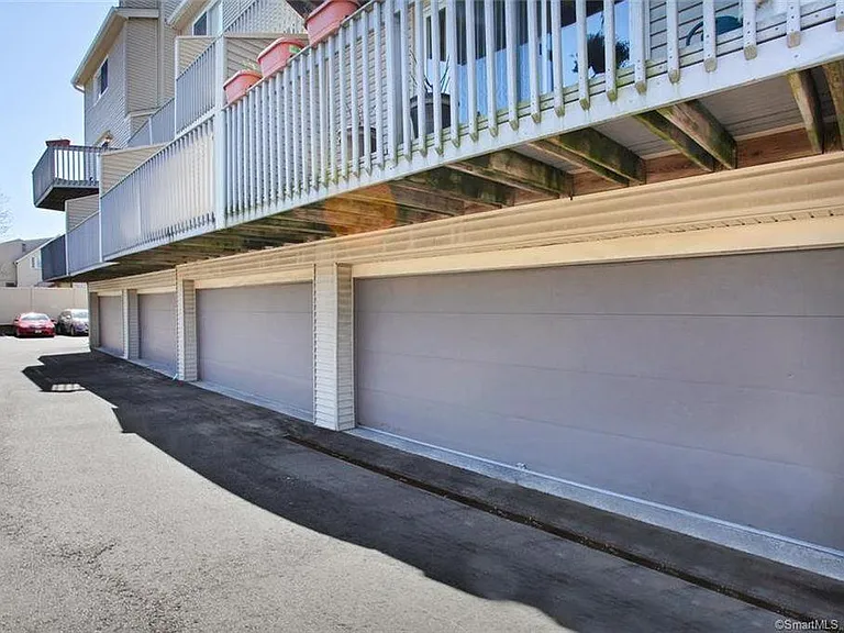 291 Hope St #B5 — Photo 31