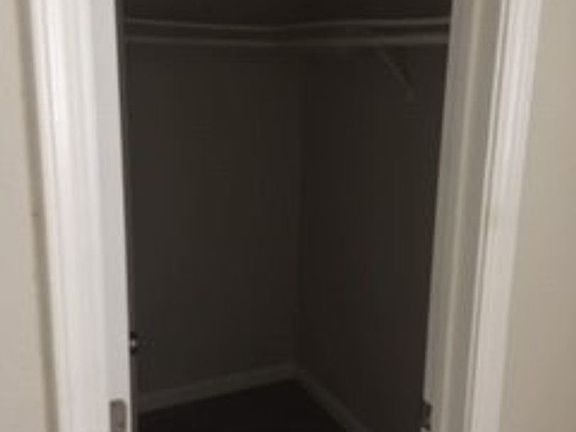 3rd image of 640 Sea Vale St APT 4