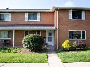 2472 Warren Pkwy APT 19, Twinsburg, OH 44087