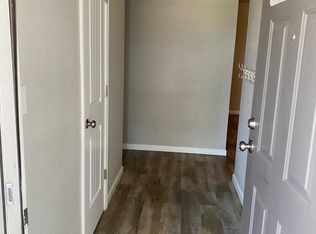 1211 W School St, Claremore, OK 74017