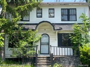 12788 Strathmoor St, Detroit, MI 48227