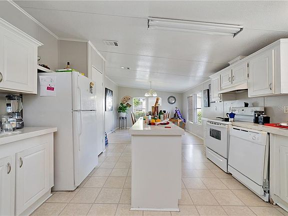 5th image of 1128 Calee Marie Dr