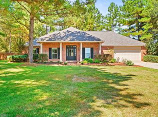 11 N Bridle Bnd, Hattiesburg, MS 39402