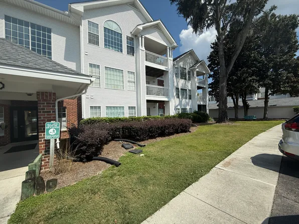 1231 Ladys Island Dr, Port Royal, SC 29935