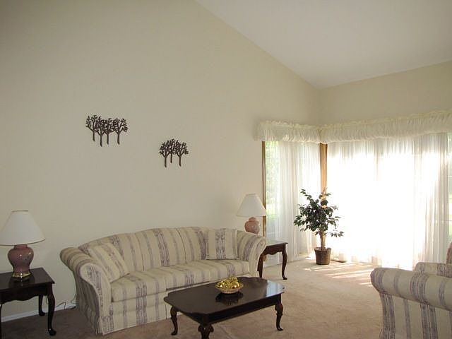 1st image of 17374 W Bluff Dr