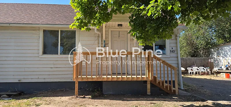 2 bed, 1.0 bath, 850 sqft, $875 — Photo 2