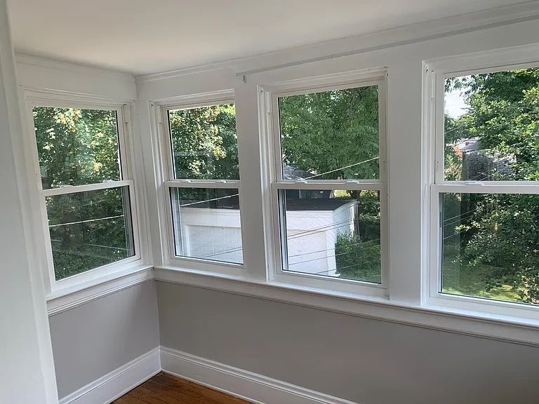 2399 Woodmere Dr — Photo 7