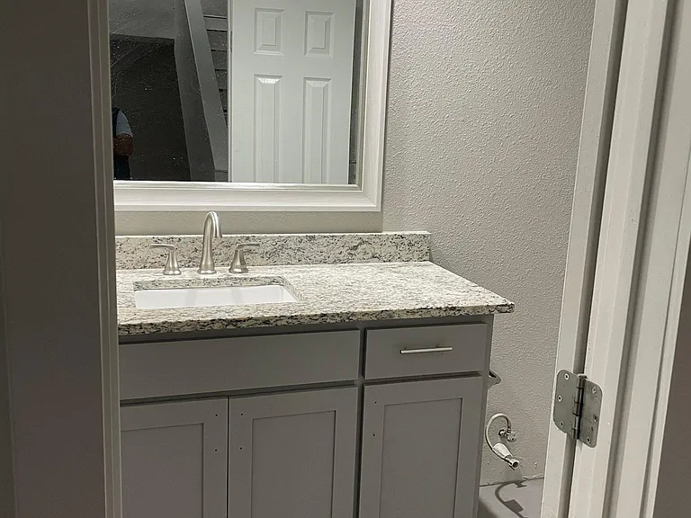 5815 Phoenix Dr #3 — Photo 15