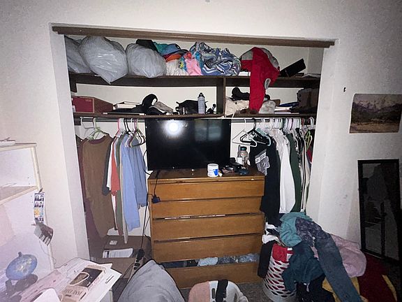 3rd image of 134 E Johnson St #16724456
