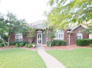 1433 Blackburn Ln, Plano, TX 75025