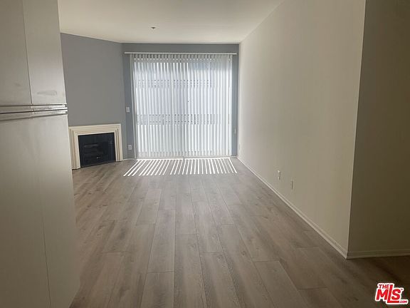 5th image of 10601 Wilshire Blvd #519
