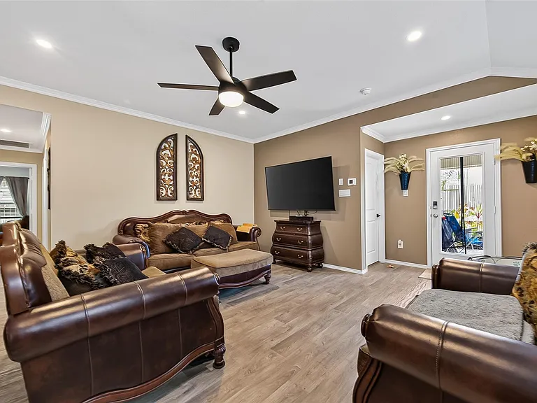14319 Rain Dr — Photo 8