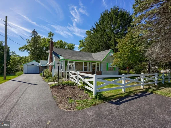 7 Pine St, Dillsburg, PA 17019