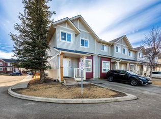 111 W Tarawood Ln NE #1001, Calgary, AB T3J 0G9