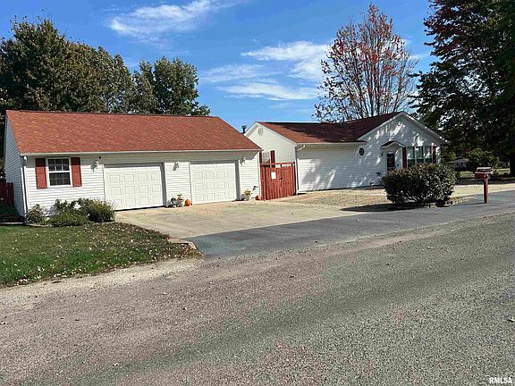 2nd image of 3941 Kennedy Rd