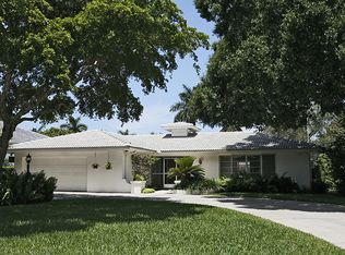 3011 Crayton Rd, Naples, FL 34103