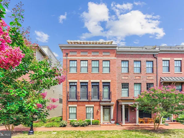 415 Bicksler Sq SE, Leesburg, VA 20175