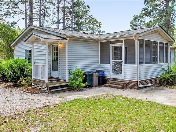3rd image of 387 Forest Dr