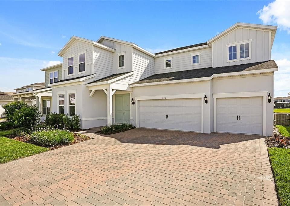 1st image of 8352 Park Cliff Way