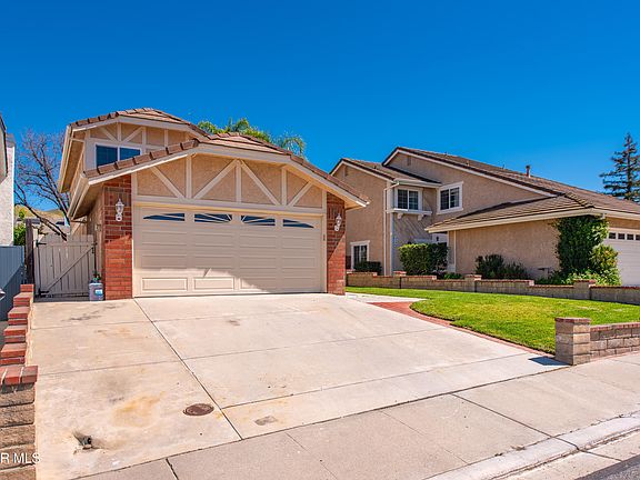 2nd image of 830 Devon Ct