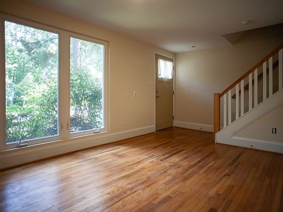 3rd image of 108 Todd St APT B