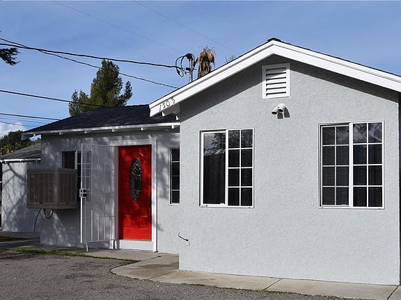 3rd image of 1505 W Heald Ave