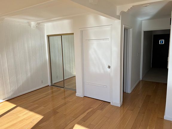 3rd image of 11942 E Whalers Ln