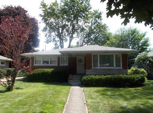 8417 5th St, Highland, IN 46322