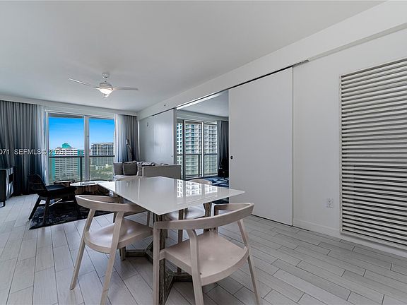 5th image of 3101 Bayshore Dr #1402