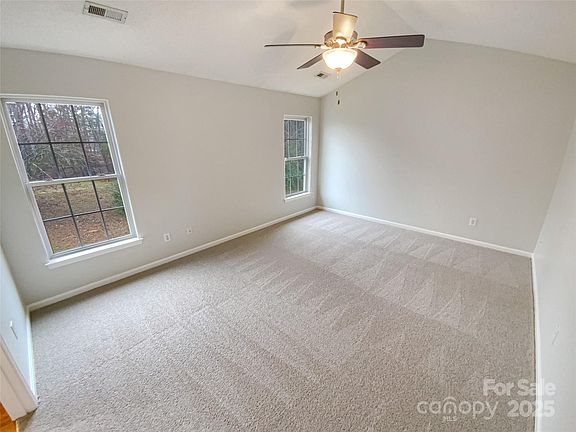 5th image of 1400 Wessex Ct